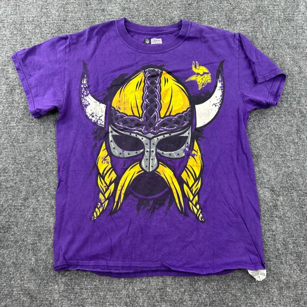 NFL Team Apparel T-Shirt Youth Large Purple Vikings Helmet Graphic Kids